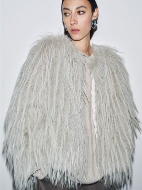 NWT ZARA Gray Faux Fur Jacket - Women's Plush Jacket Size S